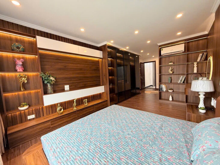 Đẹp! THÁI HÀ 50m, 15.5 Tỷ, Nhà Đẹp Sang, Thoáng Sáng, Gần Ô Tô, Trung Tâm Đống Đa