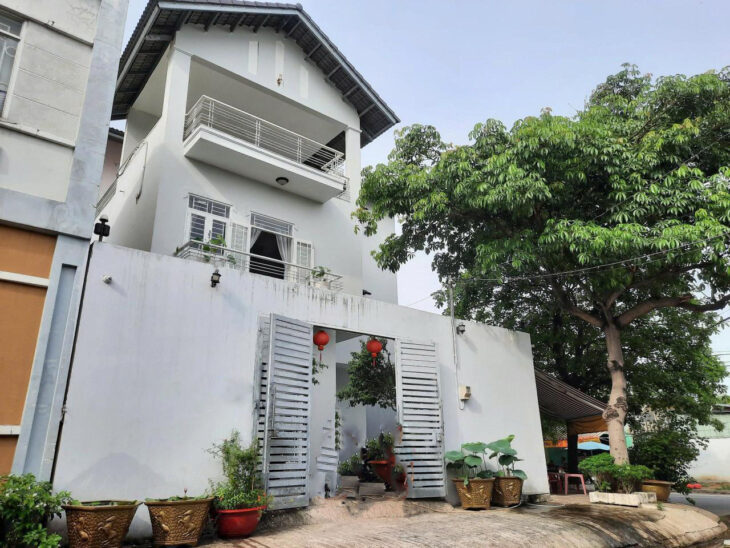 Rẻ! Biệt thự VIP 3 tầng HXT, Lô góc – KDC Nam Long Q12