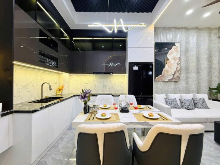 Giảm 200tr! Nhà mới 3 tầng HXT 31m2, Lô góc – Thống Nhất QV