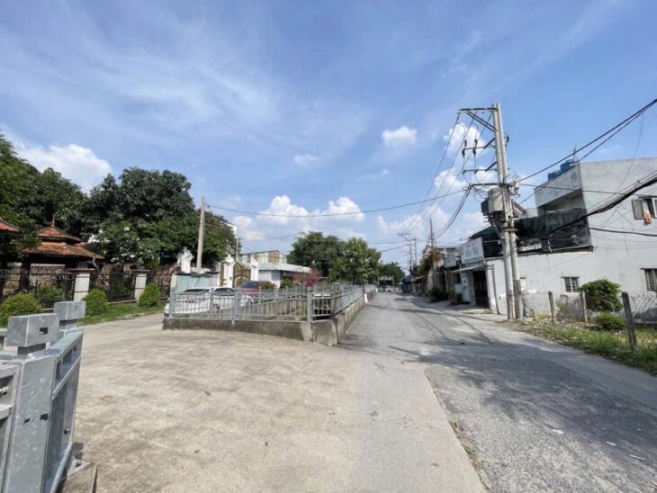 Nhà mới 2 tầng HXT 67m2, Vuông – Thạnh lộc 40 Q12