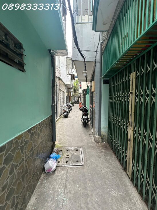 Nhà xinh trung tâm Tân Bình – Giá chỉ 3.2 tỷ Địa chỉ: 204/2 Hoàng Văn Thụ, phường 4, quận Tân Bình