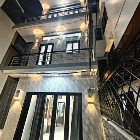 Giảm 200tr! Nhà mới 4 tầng HXH sàn 94m2 – Thích Quảng Đức Phú Nhuận Giảm 200tr! Nhà mới 4 tầng HXH sàn 94m2 – Thích Quảng Đức Phú Nhuận