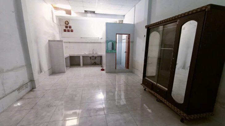 7 – Chủ gởi: Cho thuê nhà 1x triêụ MT đường NVL thuận lợi cho việc KD