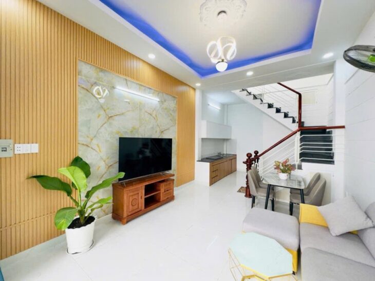 Nhà Nở hậu 2 tầng Hẻm xe tải DTSD 70m2 – Lê Văn Khương Q12
