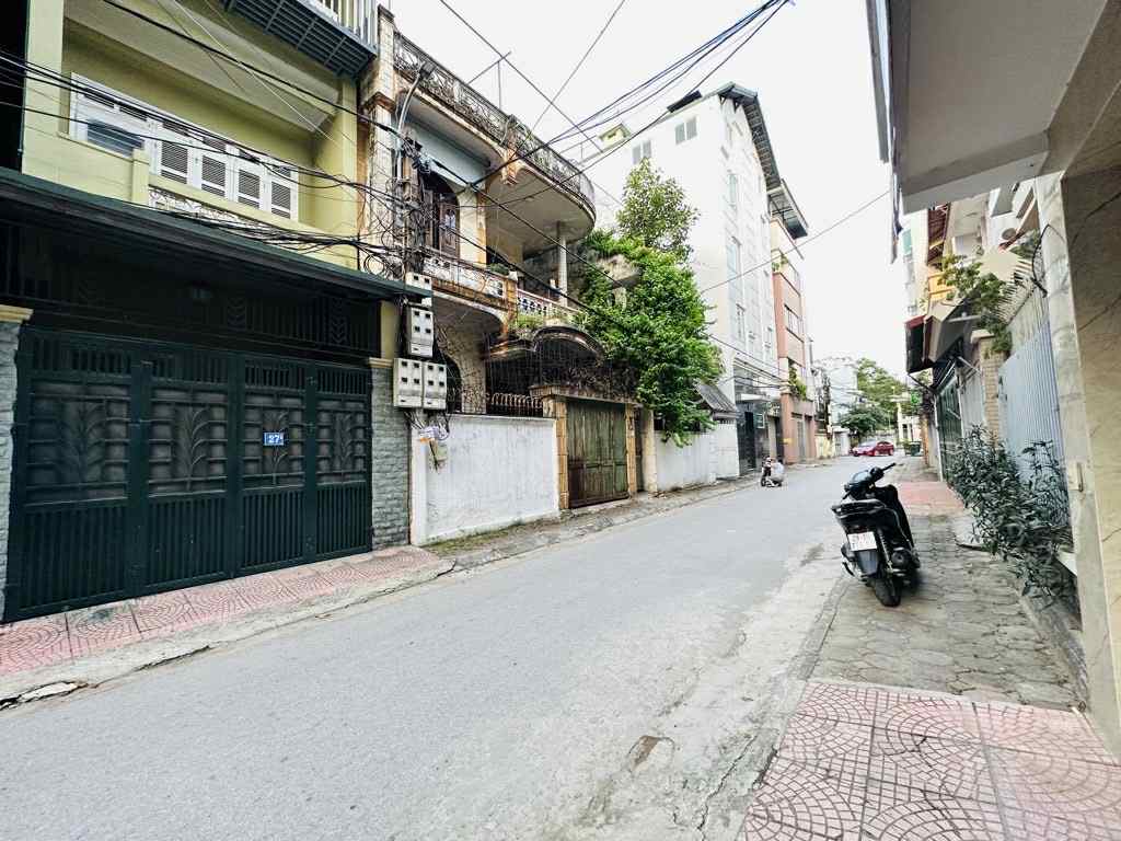 bán nhà Nguyễn Sơn, 95m, mặt tiền 7.5m, vỉa hè, ôtô tránh, phân lô bàn cờ