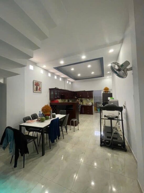 Nhà Mặt tiền Vuông 3 tầng Xe tải tránh 100m2 – Thạnh Lộc 31 Q12