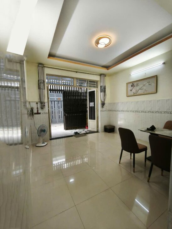 Nhà Vuông 2 tầng Hẻm Ôtô 25m2 – Thạnh lộc 15 Q12