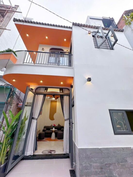 Nhà mới 2 tầng Lô góc HXH 25m2 – Nguyễn Thiện Thuật BT