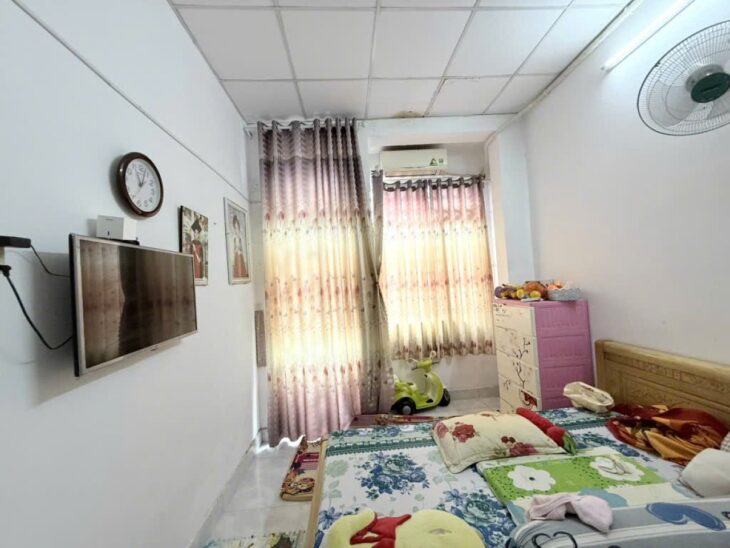 Nhà Vuông 2 tầng Hẻm xe hơi 30m2 – Đường Số 3 QV