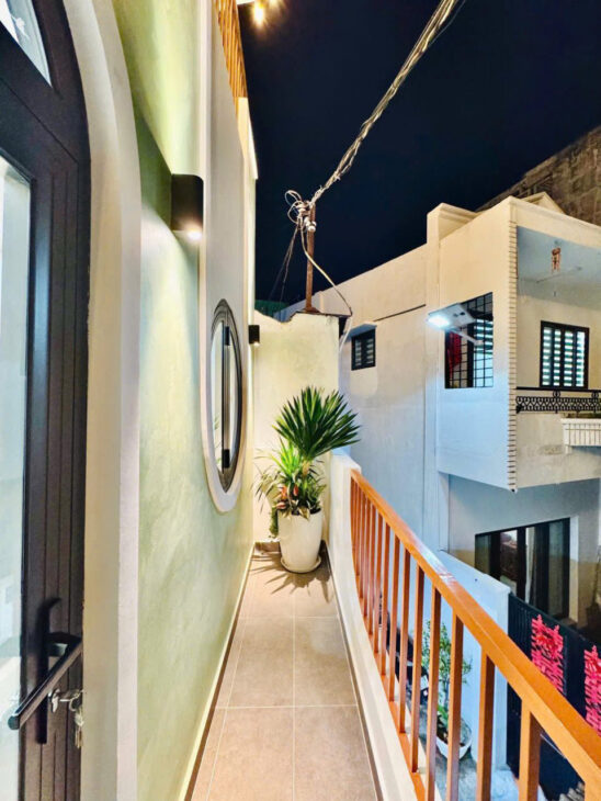 Nhà mới 2 tầng Full nội thất 27m2 – Thích Quản Đức PN