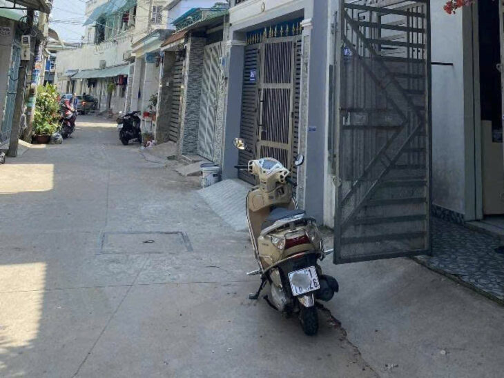 Giảm 200tr! Nhà 2 tầng Lô góc HXH 93m2 – Trương Thị Ngào Q12