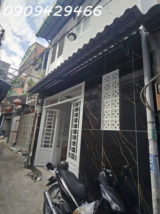 NHÀ ĐẸP 2 TẦNG- 36M2- GẦN HUỲNH TẤN PHÁT,QUẬN 7- NHỈNH 2 TỶ