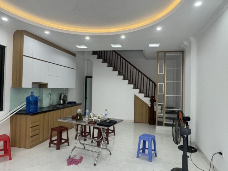 Bán NR 5 TẦNG gần Ngã Tư Sơn Đồng, Hoài Đức, Hà Nội, OTO tránh, KD giá BÁN chỉ nhỉnh 7 tỷ.