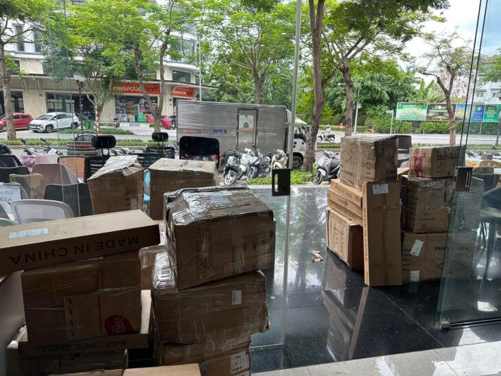 NHÂN VIÊN BÁN HÀNG MỸ PHẨM – TEAM TRẺ CẦN BẠN