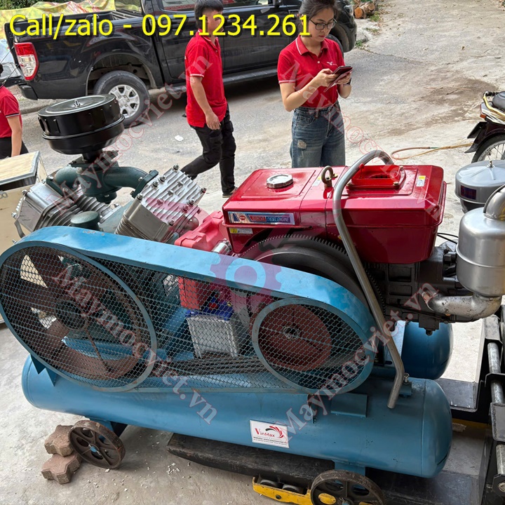Máy nén khí đầu nổ dầu D30 Khai Sơn giá rẻ