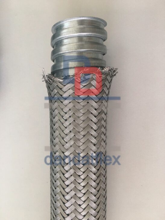 Gia Công Ống Ruột Gà Luồn Dây Điện Chống Cháy | Ống Ruột Gà Lõi Thép Luồn Dây Điện Bọc Nhựa