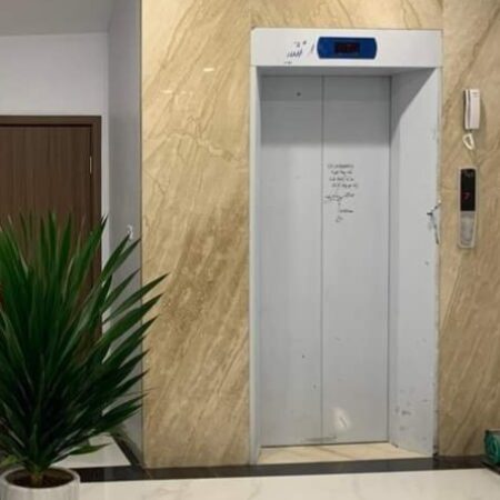 Nhà tôi cho thuê Nhà KD, VP, Nhà Hàng, Phố Hoàng Cầu, 98m2x 4T vỉa hè 30 Tr