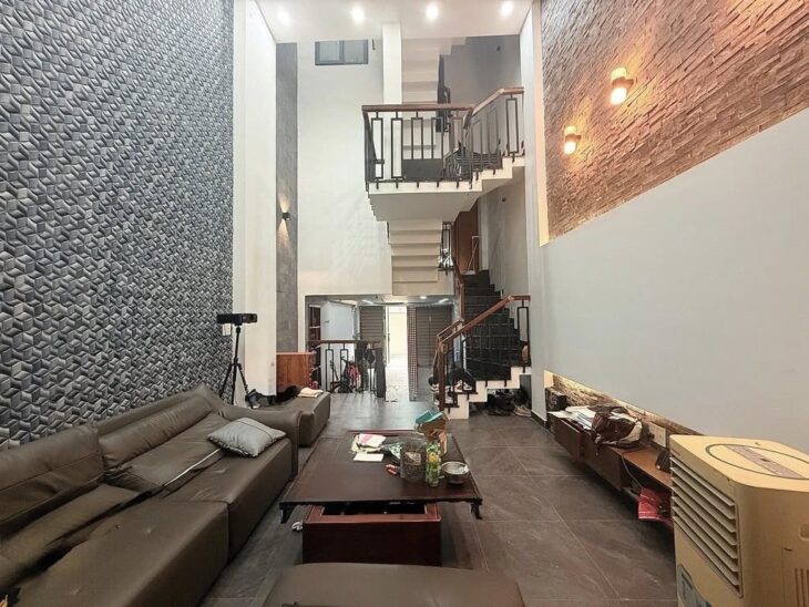 VIP DƯƠNG QUẢNG HÀM 5 TẦNG GARA Ô TÔ TỚI NHÀ TPHCM