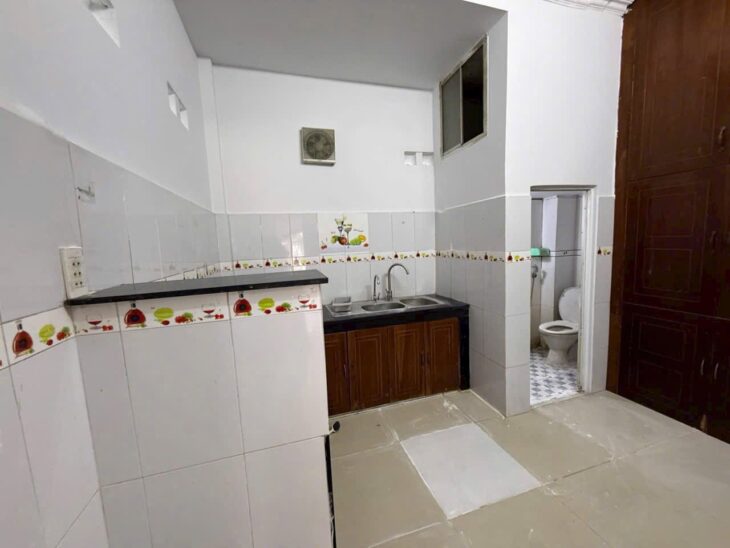 MẶT TIỀN KINH DOANH GẦN CHỢ PHẠM VĂN BẠCH