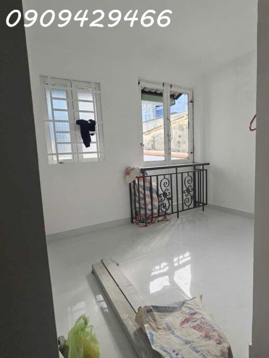 NHÀ ĐẸP 2 TẦNG- 36M2- GẦN HUỲNH TẤN PHÁT,QUẬN 7- NHỈNH 2 TỶ