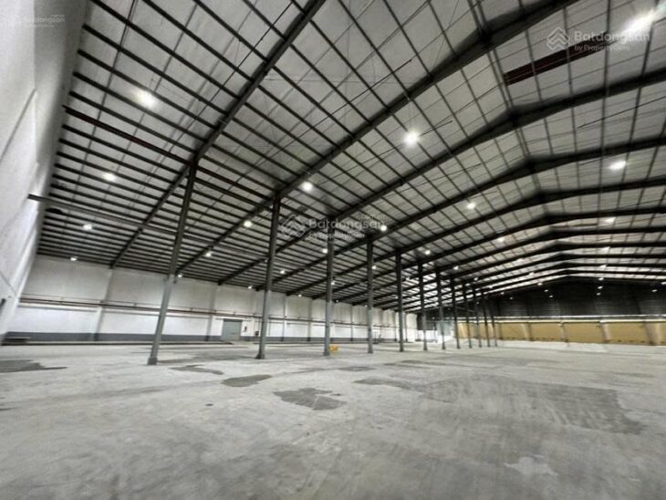 Cho thuê kho xưởng 1.700m² KCN Tân Bình gần Trường Chinh nền bê tông, PCCC đầy đủ