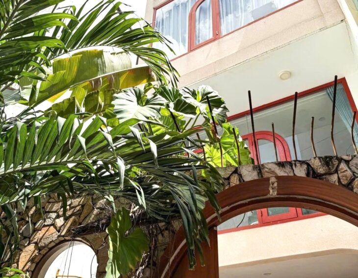 Nhỉnh 6 Tỷ TL– 68M² 4 Tầng BTCT– HẺM XE HƠI– GIÁP PHÚ NHUẬN!