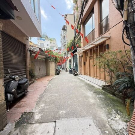 Bán nhà Đào Tấn 65m Ô tô đỗ cửa ngõ thông kinh doanh giá siêu tốt