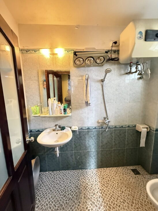 Bán nhà Đào Tấn 65m Ô tô đỗ cửa ngõ thông kinh doanh giá siêu tốt