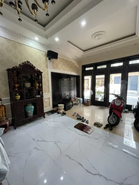 BÁN ĐẤT MP LÊ TRỌNG TẤN 54M, PHÙ HỢP XÂY TÒA VP..SỔ ĐỎ VUÔNG ĐẸP, KD ĐỈNH 17 TỶ.