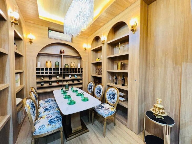 BÁN NHÀ ĐẶNG TIẾN ĐÔNG ĐỐNG ĐA NHÀ ĐẸP NGÕ RỘNG THÔNG THOÁNG 50M 5 TẦNG 13,8 TỶ