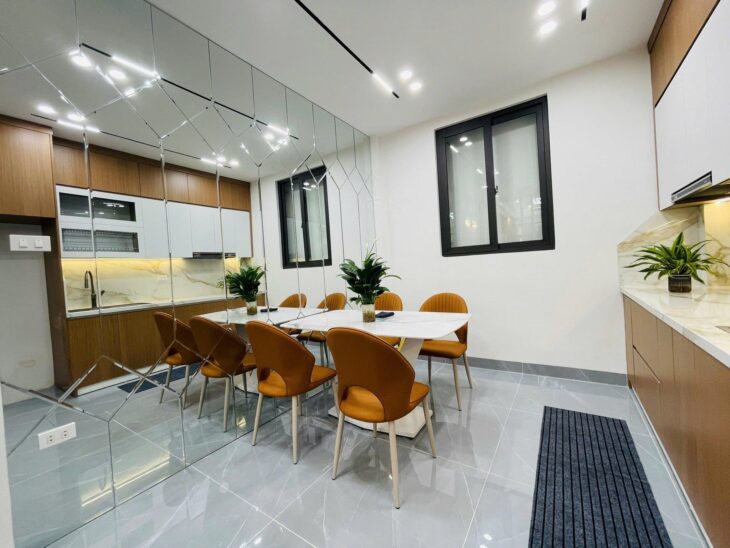 SIÊU PHẨM KIM GIANG – TẶNG NỘI THẤT – 2 THOÁNG – SAU ĐH THĂNG LONG – GIÁP KĐT ĐẠI KIM – NGÕ RỘNG –