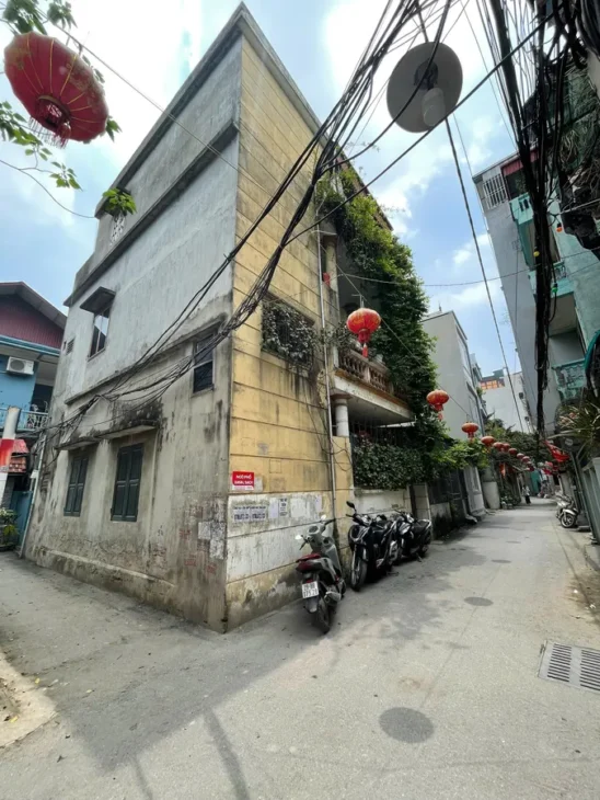 Bán nhà Phố Lụa, 65m Ô tô vào nhà, lô góc, 3 thoáng, KD, mt 6m 13.4 tỷ.