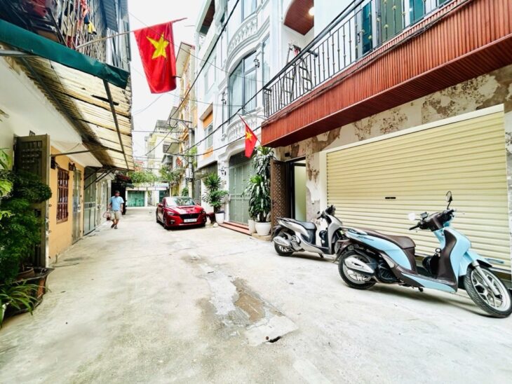 Linh Đàm 54m 4 tầng 13.5 tỉ