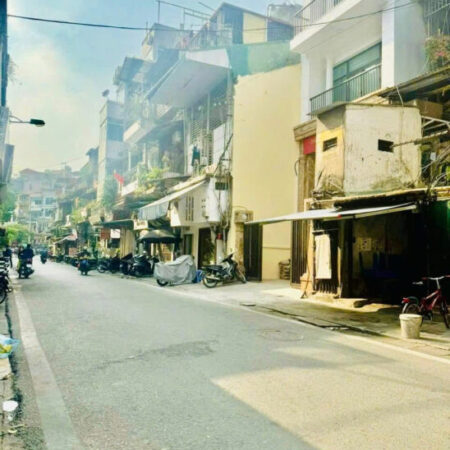 Hiếm – Mặt phố Nguyễn Văn Tố – Trung tâm phố cổ – 140m² – Mặt tiền 4,65m – Giá chỉ 73 tỷ (nhỉnh