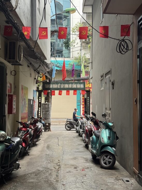 Bán nhà phố Nguyễn Ngọc Nại, 43m2, 11 tỷ