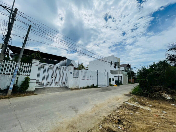 CÒN 1 LÔ mặt tiền đường Liên Hoa, (Xã Vĩnh Ngọc) phường Tây Nha Trang.