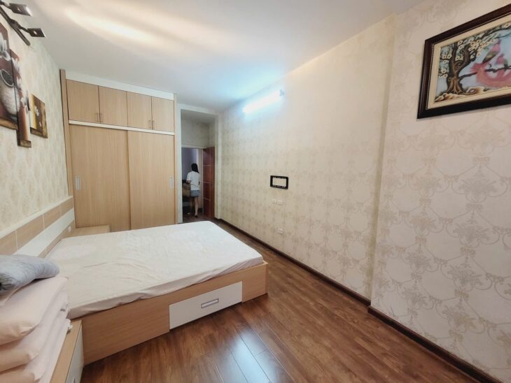 BÁN NHÀ TÔN ĐỨC THẮNG ĐỐNG ĐA NHÀ ĐẸP Ở LUÔN NGÕ RỘNG THOÁNG 5 TẦNG 7,5 TỶ