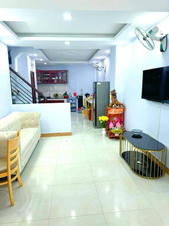 GIÁ HỜI CHDV HẺM XE HƠI-PHƯỜNG 12- GÒ VẤP- HĐCT 300TR/NĂM- NHỈNH 5 TỶ