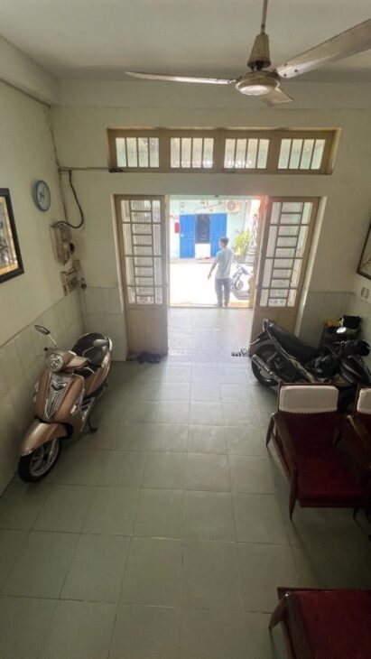 GIẢM 1 TỶ NHÀ HẺM KINH DOANH NGAY EMART, GẦN CHỢ