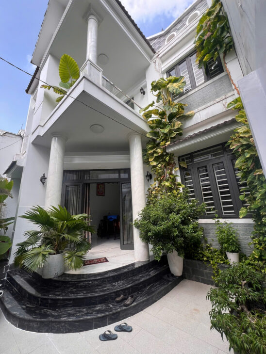 NHÀ ĐẸP QUẬN 8 – P16 -NGANG KHỦNG 8,12M – GIÁ CHỈ 8 TỶ 250 -1 TRỆT 2 LẦU