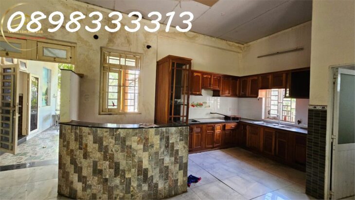 Bán biệt thự cổ 2 Mặt tiền Võ Văn Hát Quận 9, DT 1.200m², giá chỉ 17 tỷ CỰC THƠM 0898333313