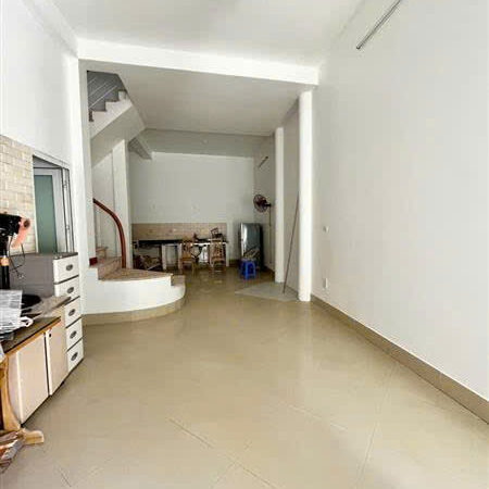 Lạc Long Quân – ngõ nông, thông – 100m ra Hồ Tây – nhà dân xây – 65m2x6 tầng giá nhỉnh 9 tỷ.