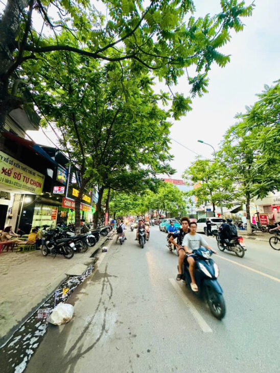 Âu Cơ đất đẹp – ngõ nông – 20m oto tránh – nở hậu – 80m giá nhỉnh 14 tỷ.