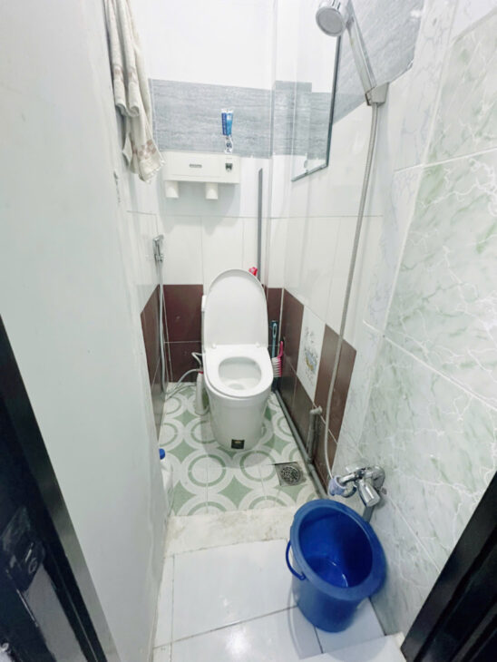 SÁT MẶT TIỀN TÔN ĐẢN Q4 DT NGANG 4.2 X DT 26 M2 CÓ 1 TỶ