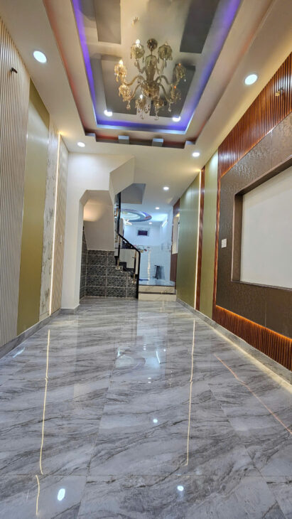 SÁT MẶT TIỀN XE HƠI KHÁNH HỘI Q4 CÓ 5 TỶ GIẢM LỘC 150 TRIỆU