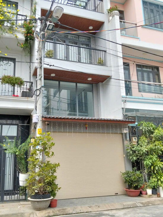 Bán Nhà – Bưng Ông Thoàn – Phú Hữu – Hoàn công đủ, Full Nội Thất, Hẻm Xe Hơi, 200m Ra Bưng Ông