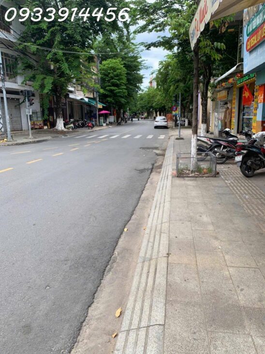 NHÀ MẶT PHỐ HÙNG VƯƠNG, TP QUẢNG NGÃI GIÁ CHỈ 4.2 TỶ – SỔ HỒNG RIÊNG