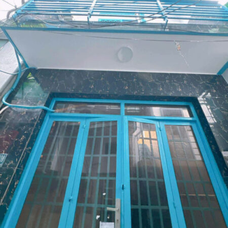 Sát mặt tiền Đường Tôn Đản Ngang 4 Dài 8 m Đúc 2 tấm có 2 tỷ Sát mặt tiền Đường Tôn Đản Ngang 4 Dài 8 m Đúc 2 tấm có 2 tỷ