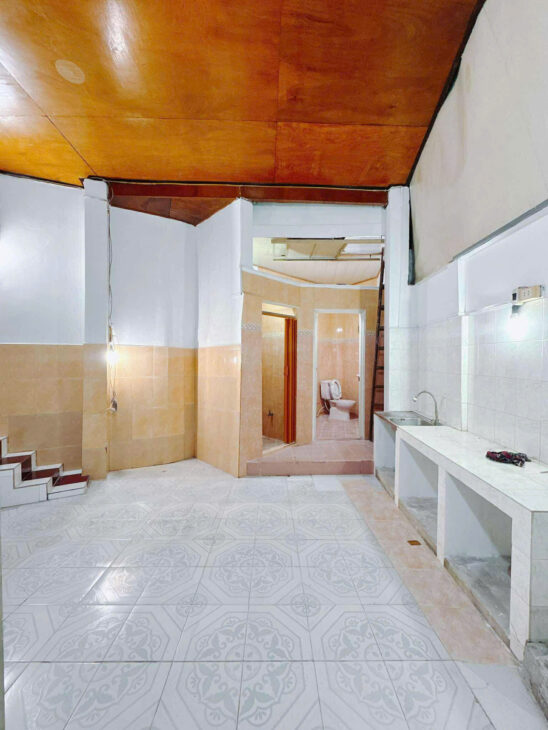 SÁT MẶT TIỀN TRUNG TÂM Q4 CÓ 59 TRIỆU M2 NGANG 10 DÀI 12 M