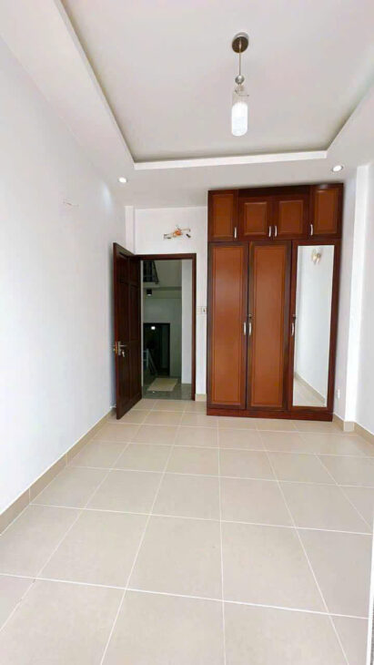 SÁT MẶT TIỀN NGUYỄN KHOÁI TƯƠNG LAI NHÁ THÀNH MẶT TIỀN TRUNG TÂM Q4 – 6 TẤM CHDV 42 triệu/